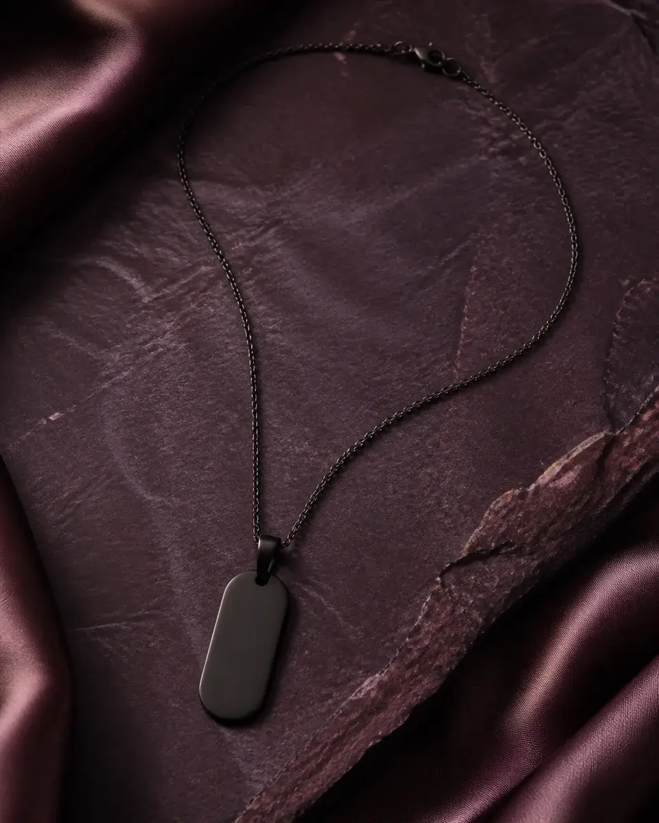 Black Pendant Chain