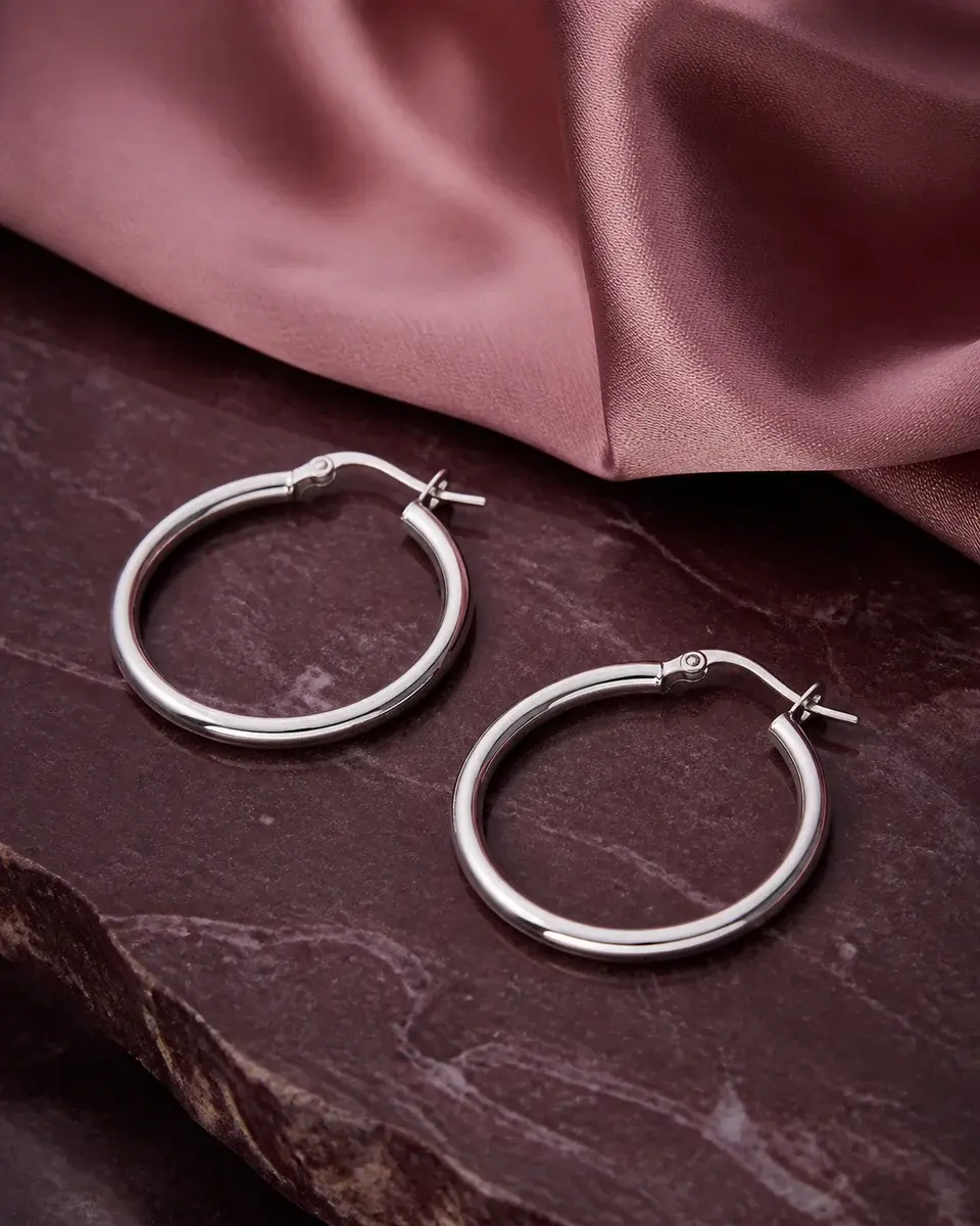 Minimal Hoop Earrings